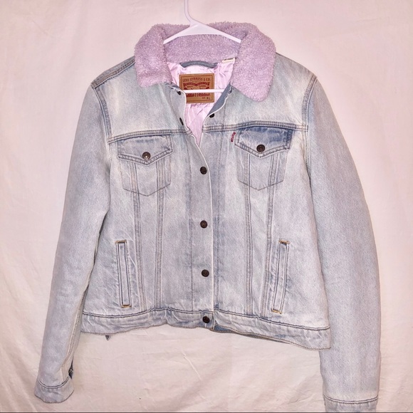 Levi's Jackets & Blazers - rare denim levi’s jacket